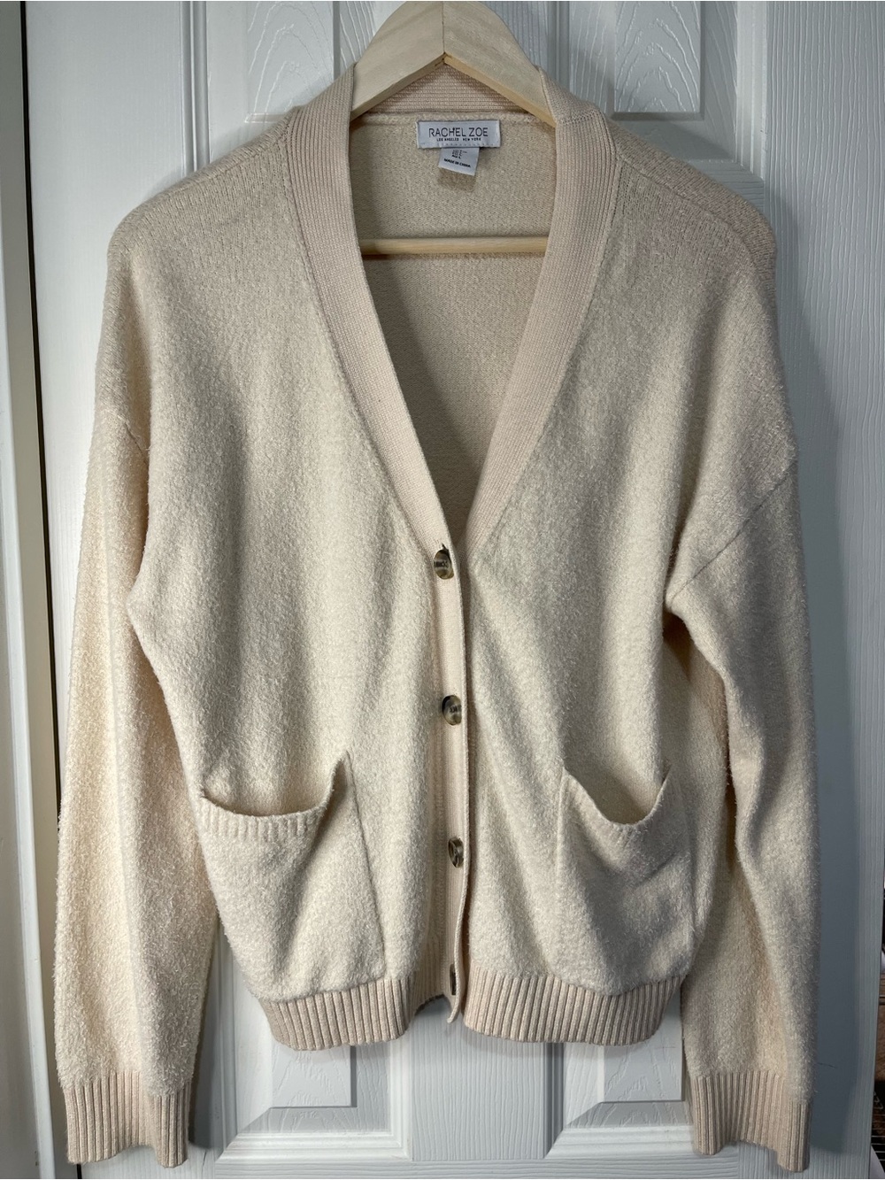 Cream Fuzzy Soft Preppy Academia Soft Neutral Cardigan Sweater with Pockets L